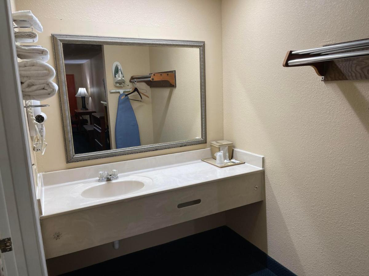 Motel Ashwood & 2*