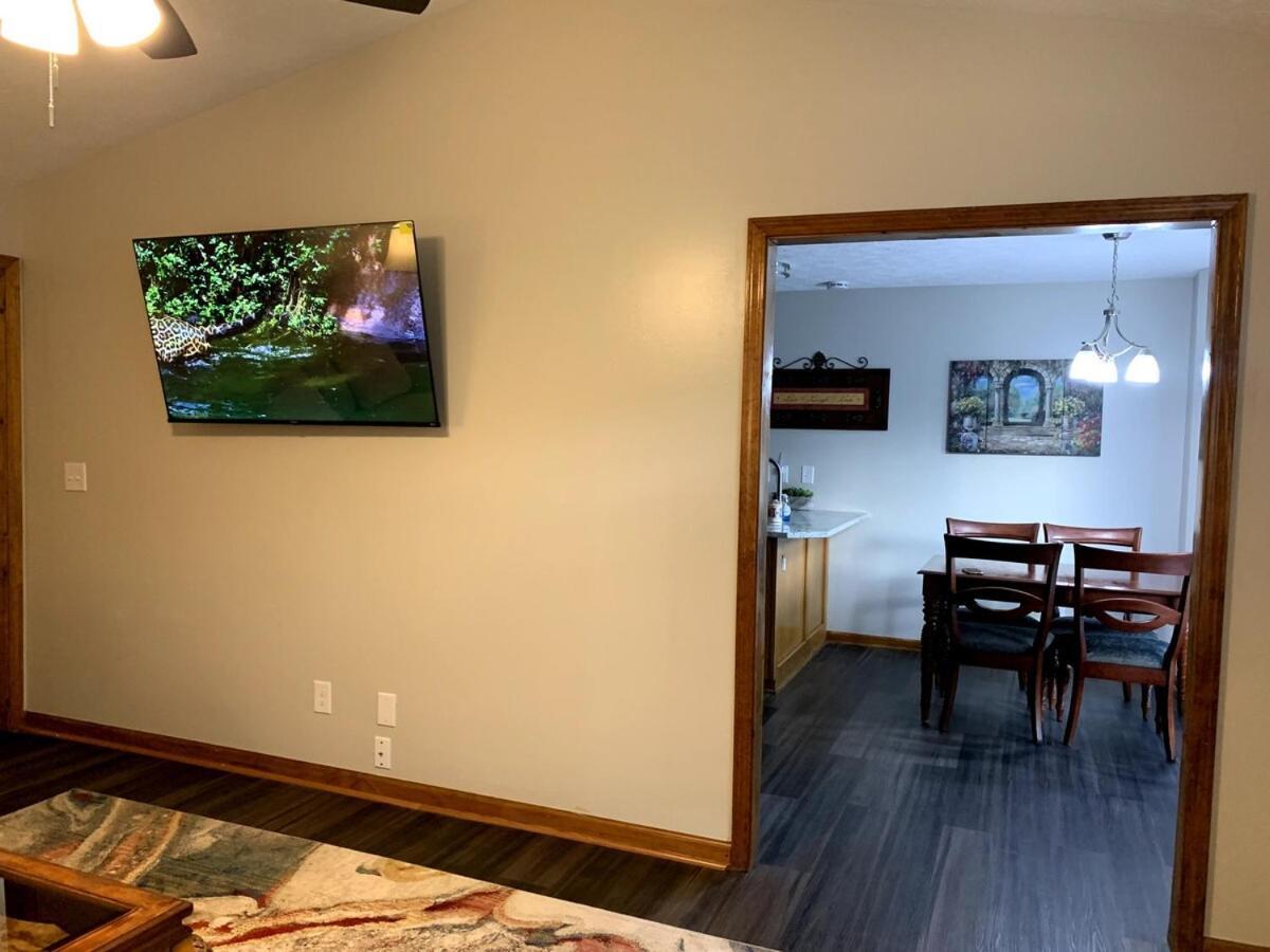 2 Bed 2 Bath Lovely West