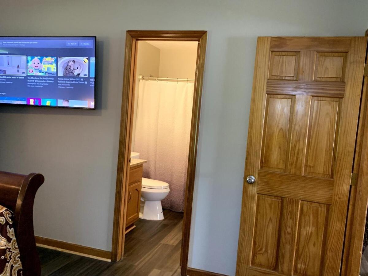 Apartment 2 Bed 2 Bath Lovely West